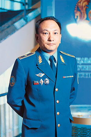  Была поставлена задача нас посадить, они это и сделали , - генерал-з/к ВВС Казахстана Бульдешев